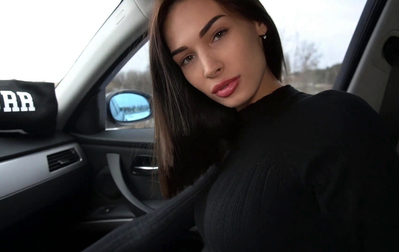 В машине